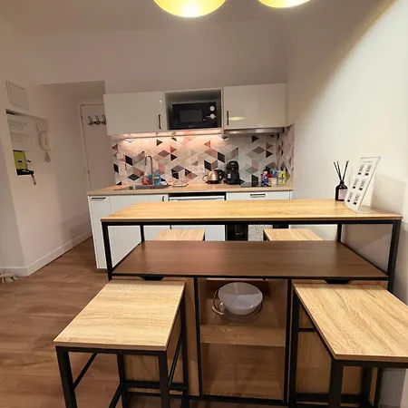 Appartamento Charming In Montmartre *