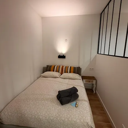 Charming In Montmartre Appartamento *
