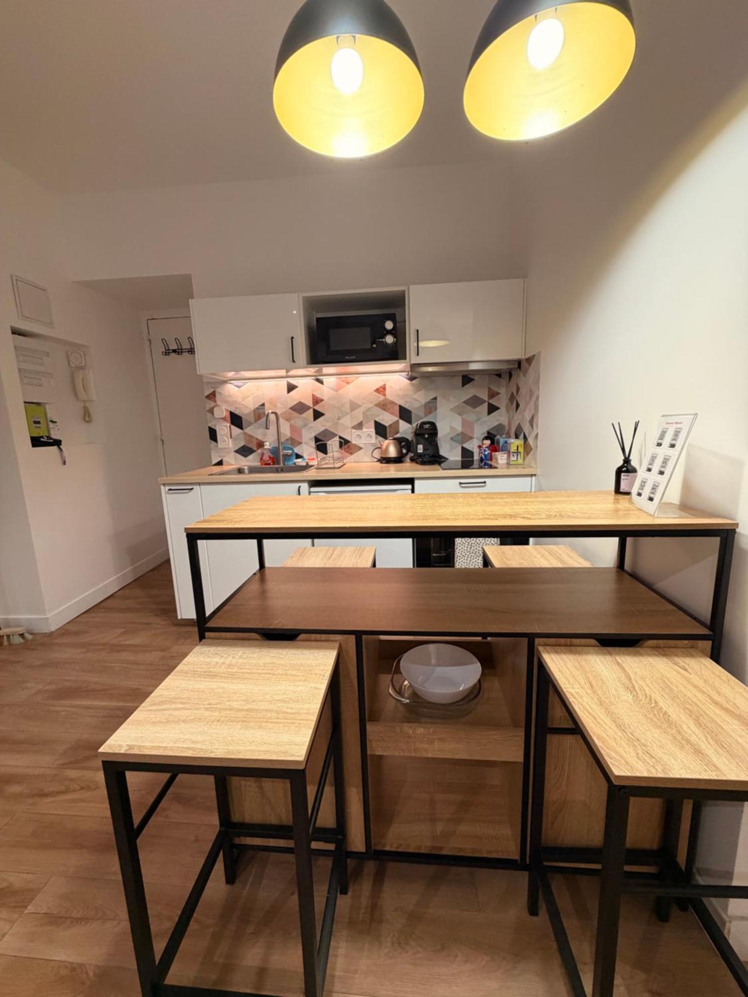 Appartamento Charming In Montmartre *